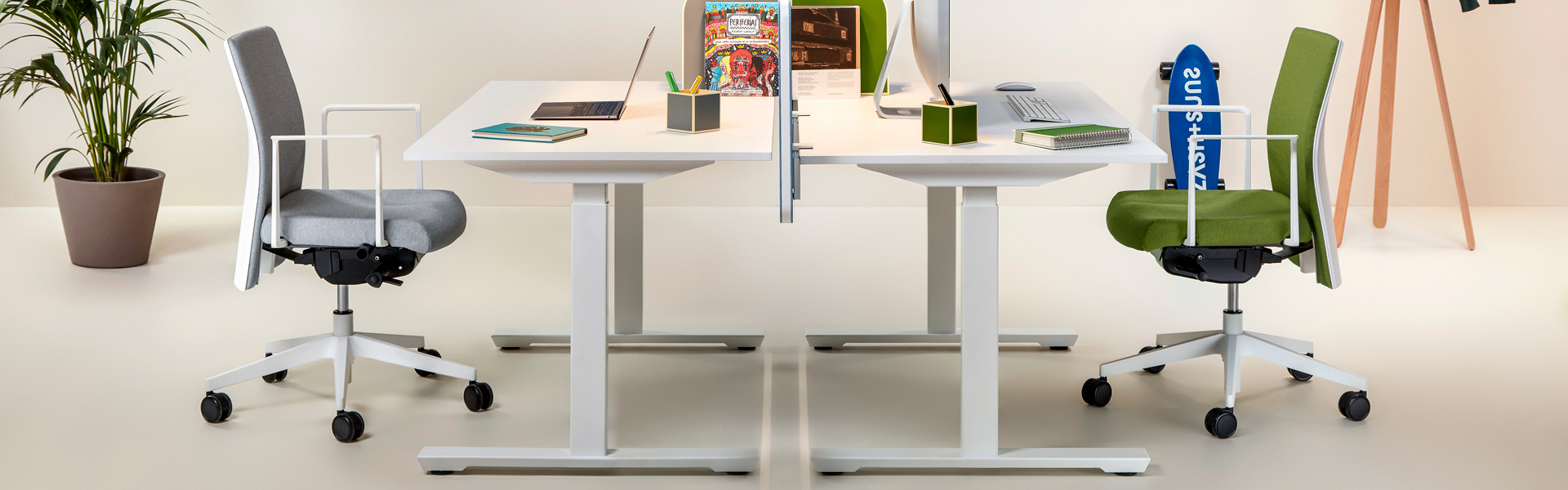 TCare height adjustable table