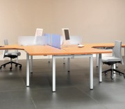 Mesa de oficina Adapta