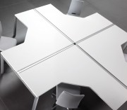 Mesa de oficina Adapta